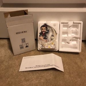 Betty Boop Salt and Pepper Shaker - Moonstruck